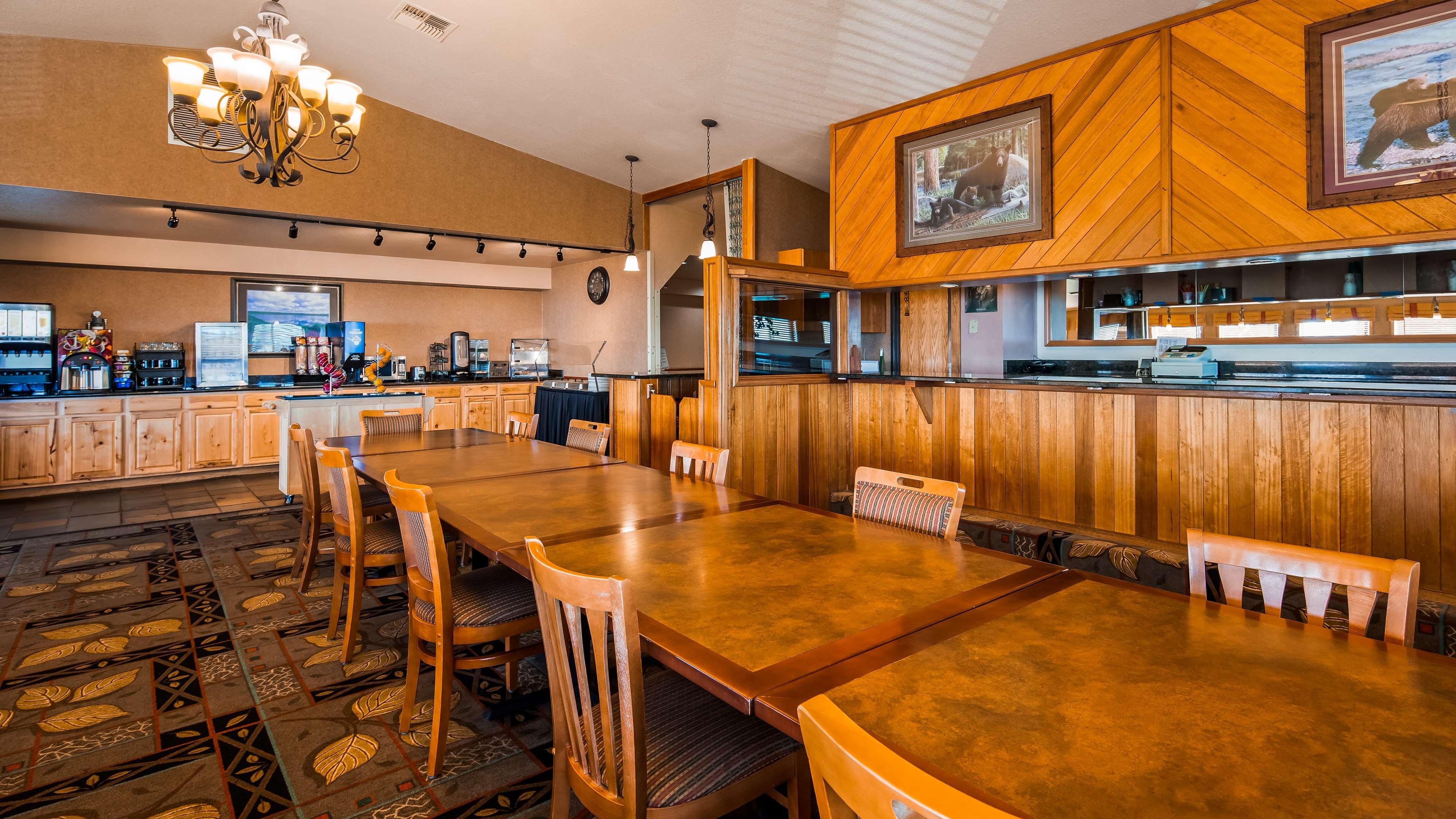 Best Western Bidarka Inn Хоумър Екстериор снимка