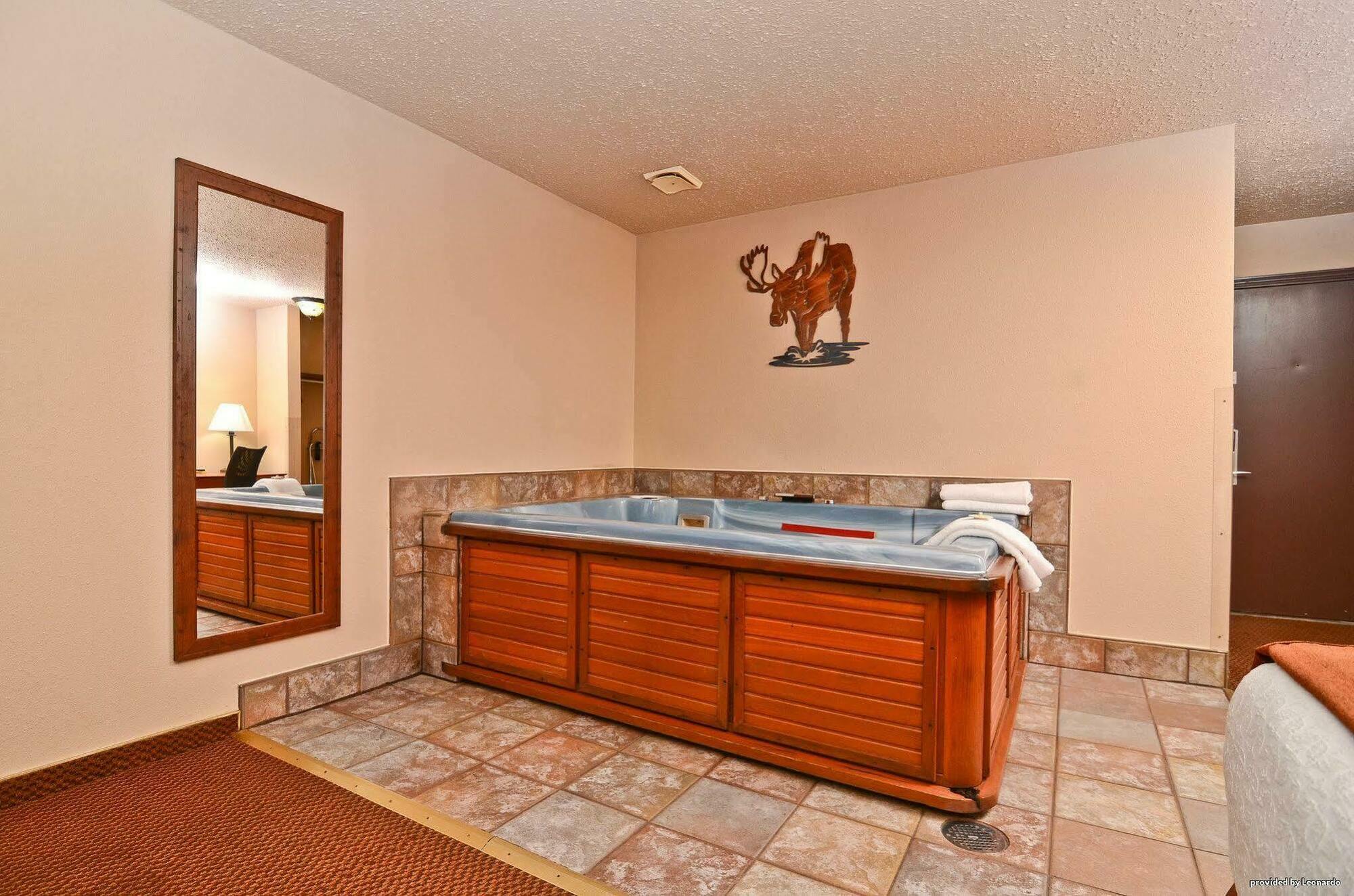 Best Western Bidarka Inn Хоумър Екстериор снимка